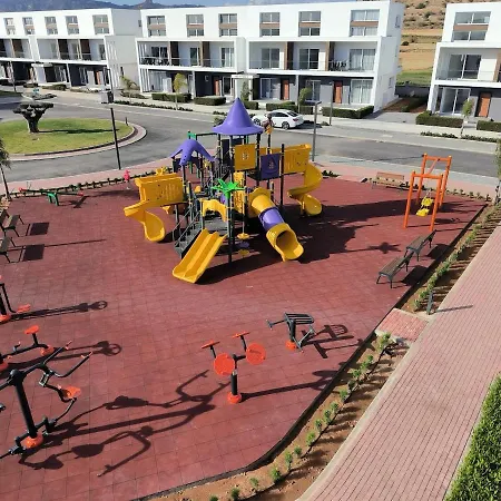 アパート Spacious & Bright 2br Apartment, 5min To