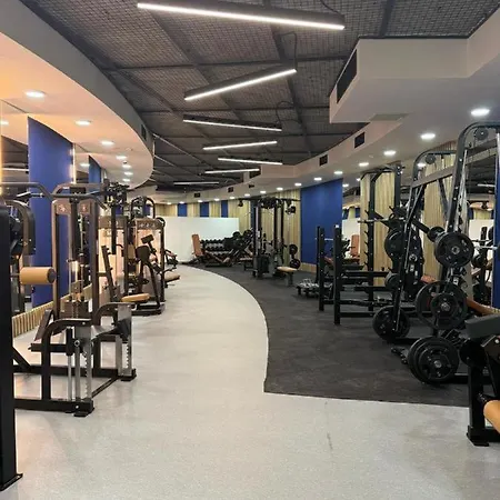 Daire Spacious & Bright 2br Apartment, 5min To *