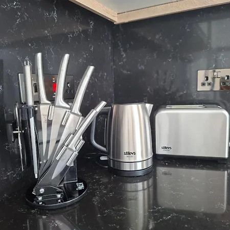 Spacious & Bright 2br Apartment, 5min To * Boghaz