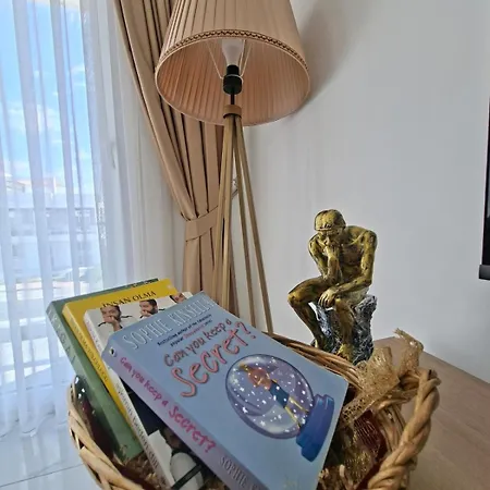 Spacious & Bright 2br Apartment, 5min To Boghaz