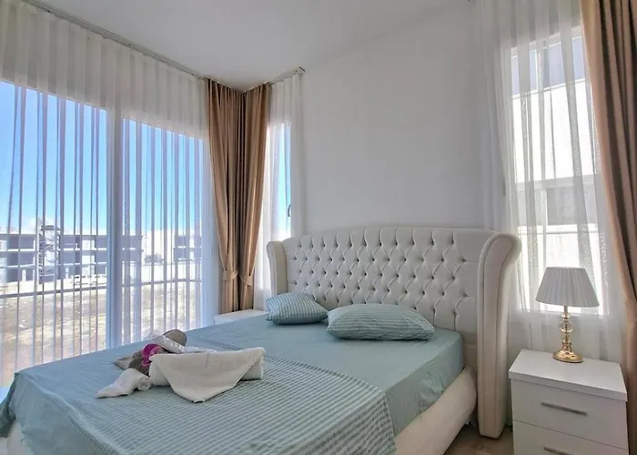 Spacious & Bright 2br Apartment, 5min To * Boghaz