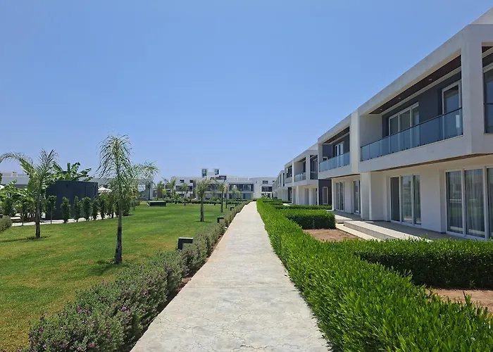 Spacious & Bright 2br Apartment, 5min To Appartamento