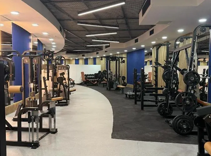 Apartment Spacious & Bright 2br Apartment, 5min To *