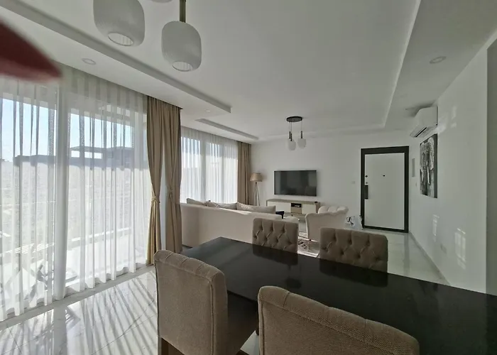 Appartamento Spacious & Bright 2br Apartment, 5min To