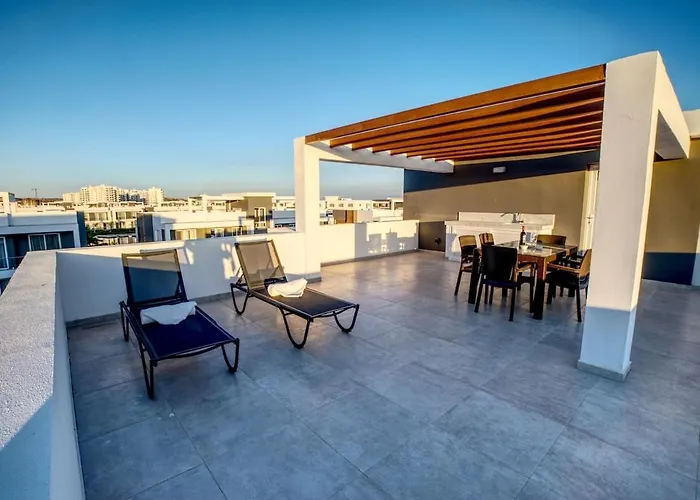 Apartment Spacious & Bright 2br Apartment, 5min To *