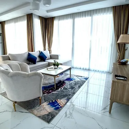 Apartament Spacious & Bright 2br Apartment, 5min To Boghaz